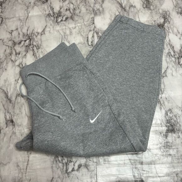 Nike Grey Gray Swoosh Logo High Rise Sweatpants Loungewear Comfort size Medium - Picture 1 of 8